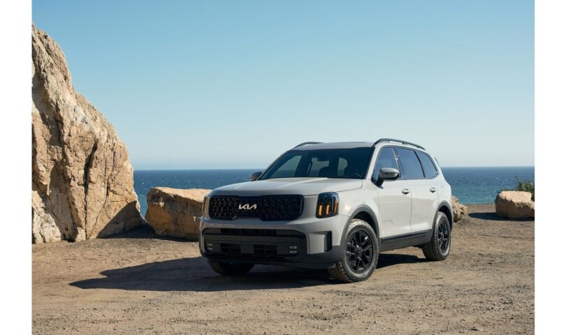 EL TOTALMENTE ELÉCTRICO KIA EV6 Y EL SUV TELLURIDE HAN SIDO NOMBRADOS GANADORES DE LA CATEGORÍA 2024 POR LA NEW ENGLAND MOTOR PRESS ASSOCIATION