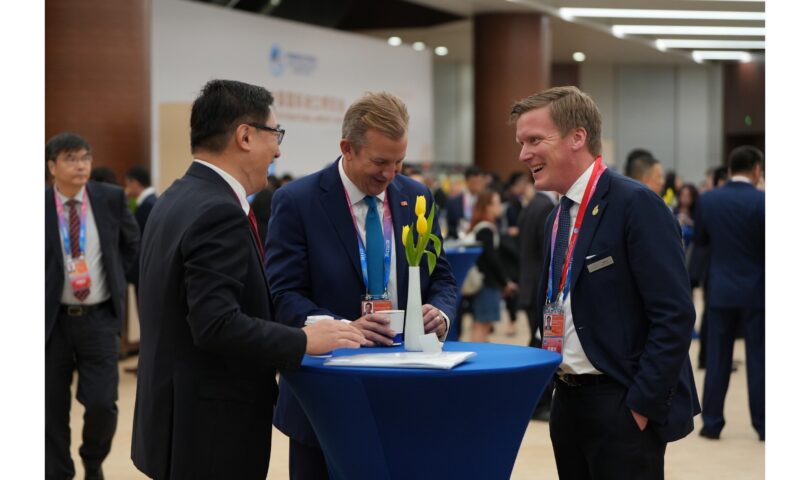 7. ročník CIIE a fóra Hongqiao se zaměřuje na vysokou úroveň otevřeného přístupu