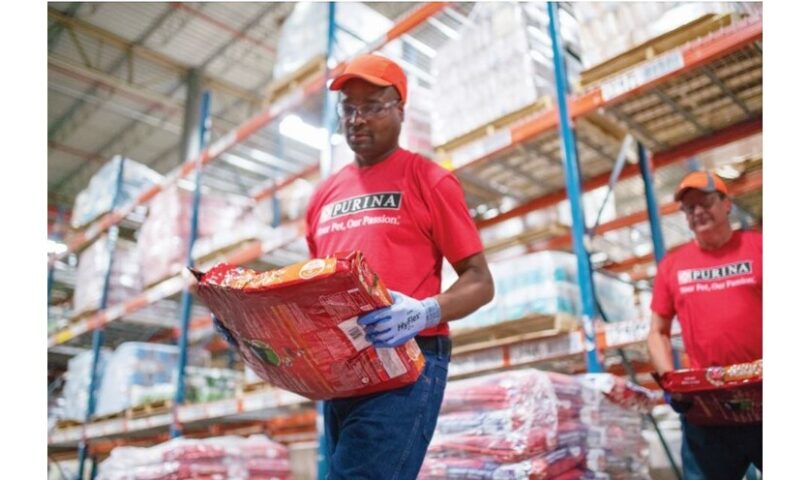 Purina Provides ,000 and Pet Food and Cat Litter to Support Pets and People Impacted by Hurricane Helene