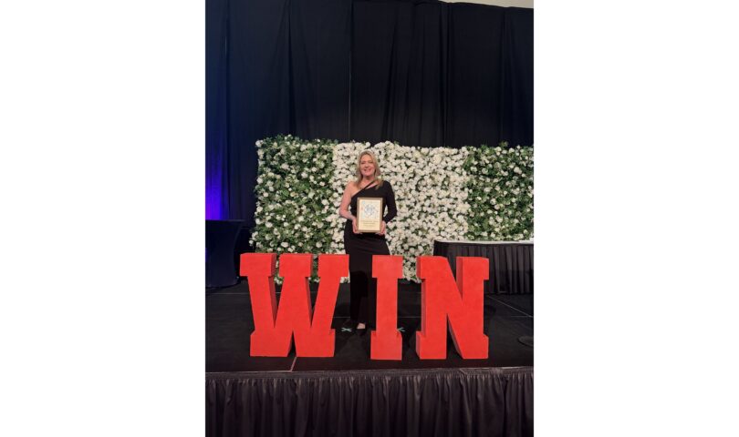 Sandy Gerber Wins 2025 Women of Influence Award for Transforming Communication in an Era of Disengagement