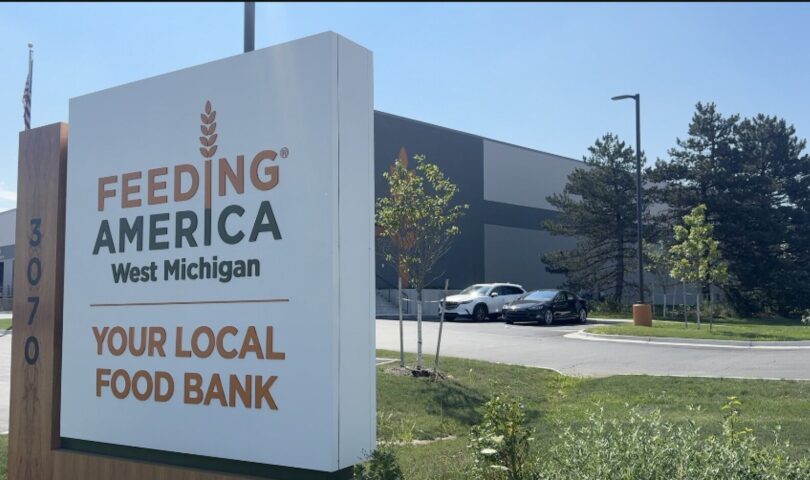 Meijer Supports Midwest Communities with  Million in Simply Give Hunger Relief Donations Meijer Supports Midwest Communities with  Million in Simply Give Hunger Relief Donations